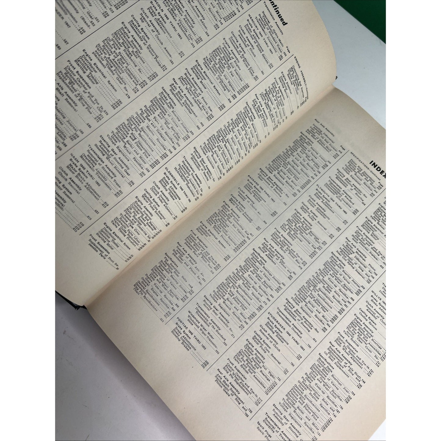 Chilton's Collector's Edition Auto Repair Manual 1940-1953 Part No 5631 HC