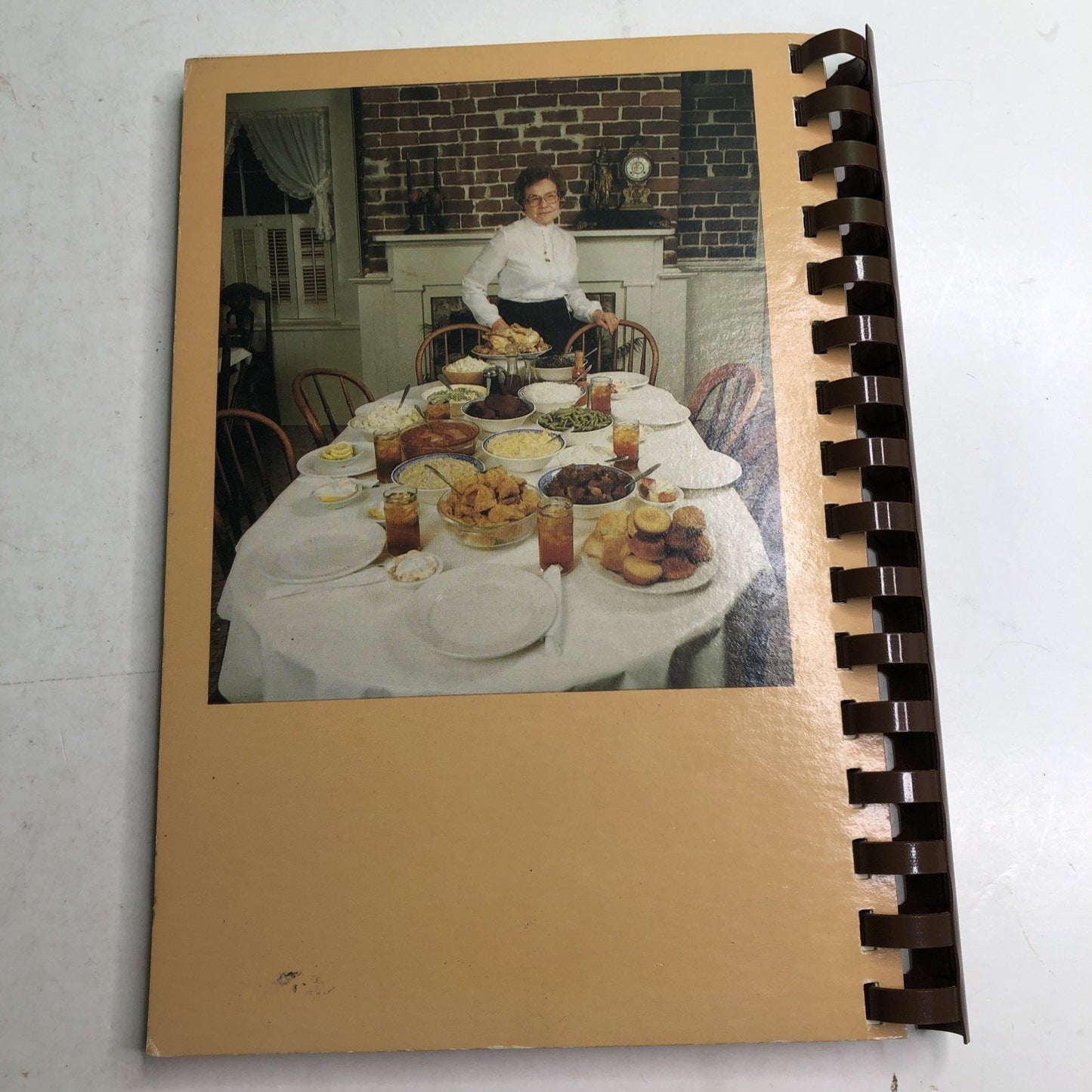 MRS. WILKES BOARDING HOUSE COOKBOOK SAVANNAH GEORGIA FAMOUS RECIPES
