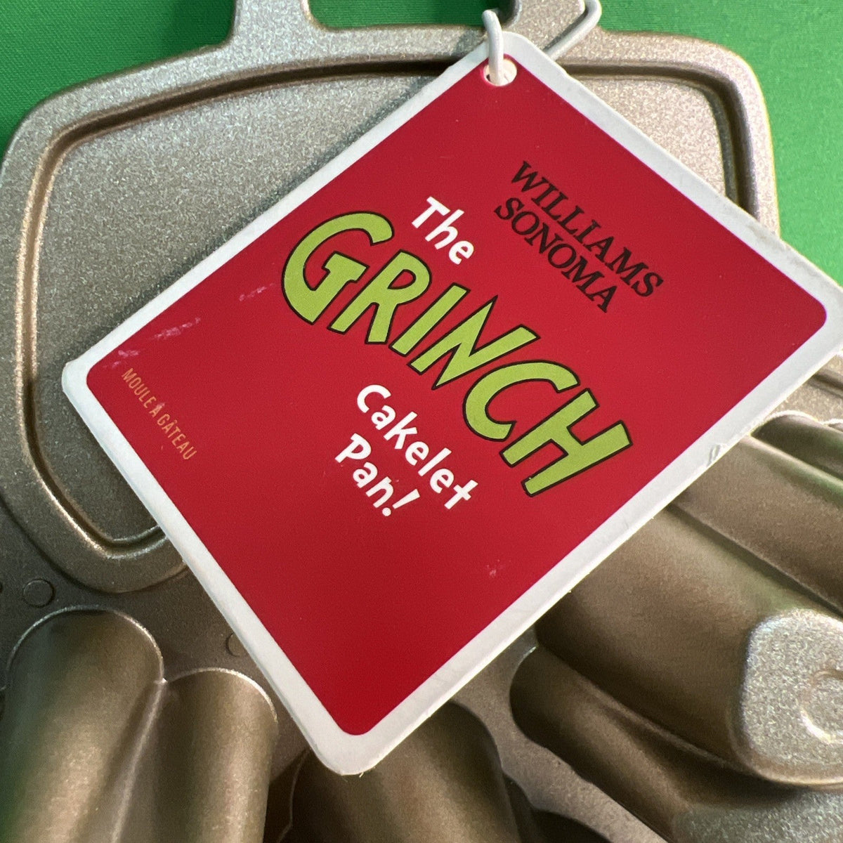 Williams Sonoma Grinch Cakelet Pan Cast Aluminum Dr. Seuss Christmas Baking NEW