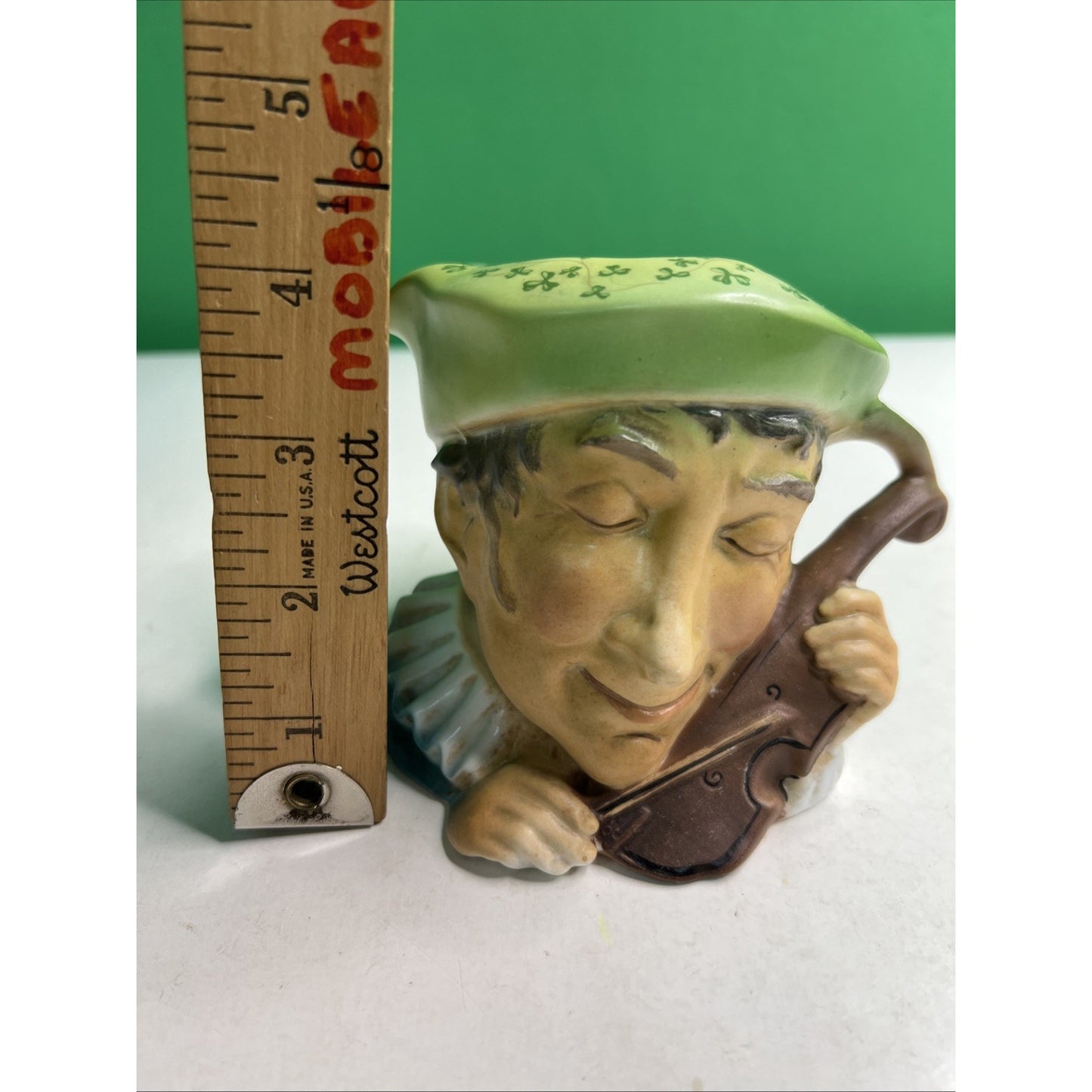 Royal Tara Fine Bone China Toby Jug Handpainted Signed 1992 Blind Fiddler Dooney