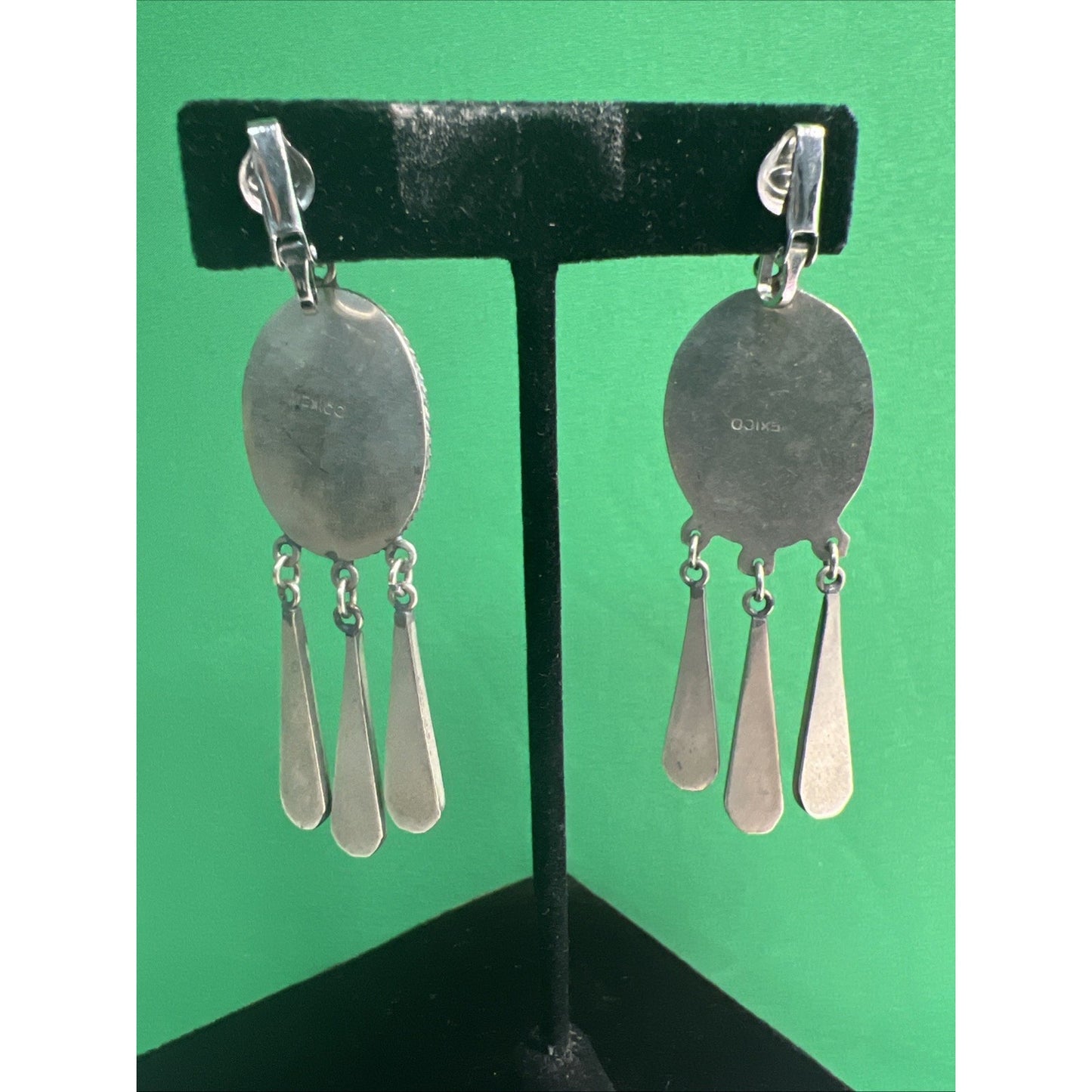 Vintage Mexico Sterling Silver Onyx & Mother of Pearl Inlay Clip On Earrings