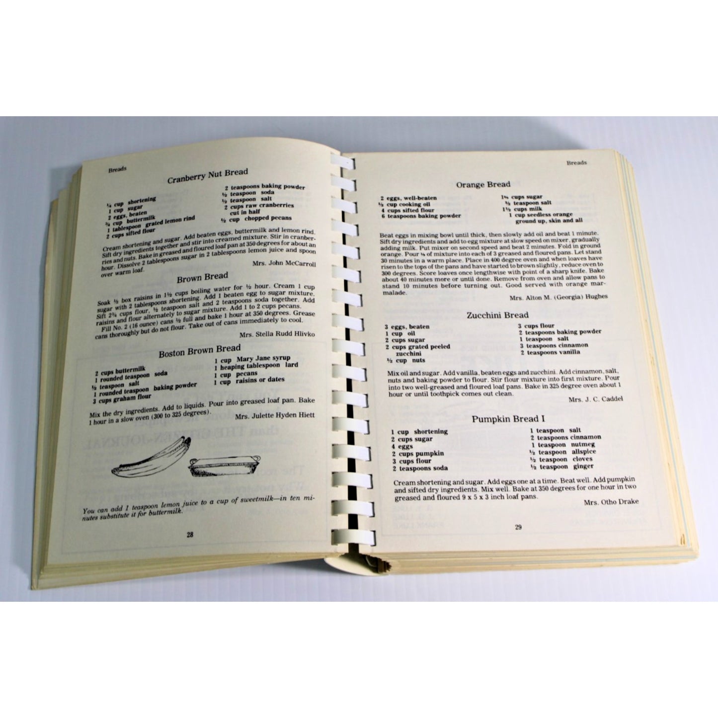 Limited, Numbered Bicentenial Edition "Artlington Treasured Recipes" Texas DAR