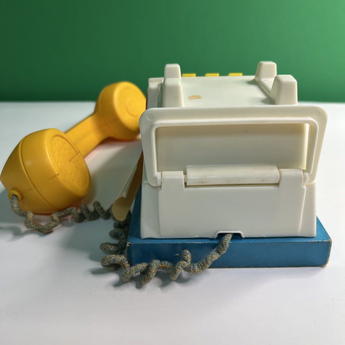 Vintage 1968 Fisher Price Pop Up Pal Chime Phone #150 Toy Telephone