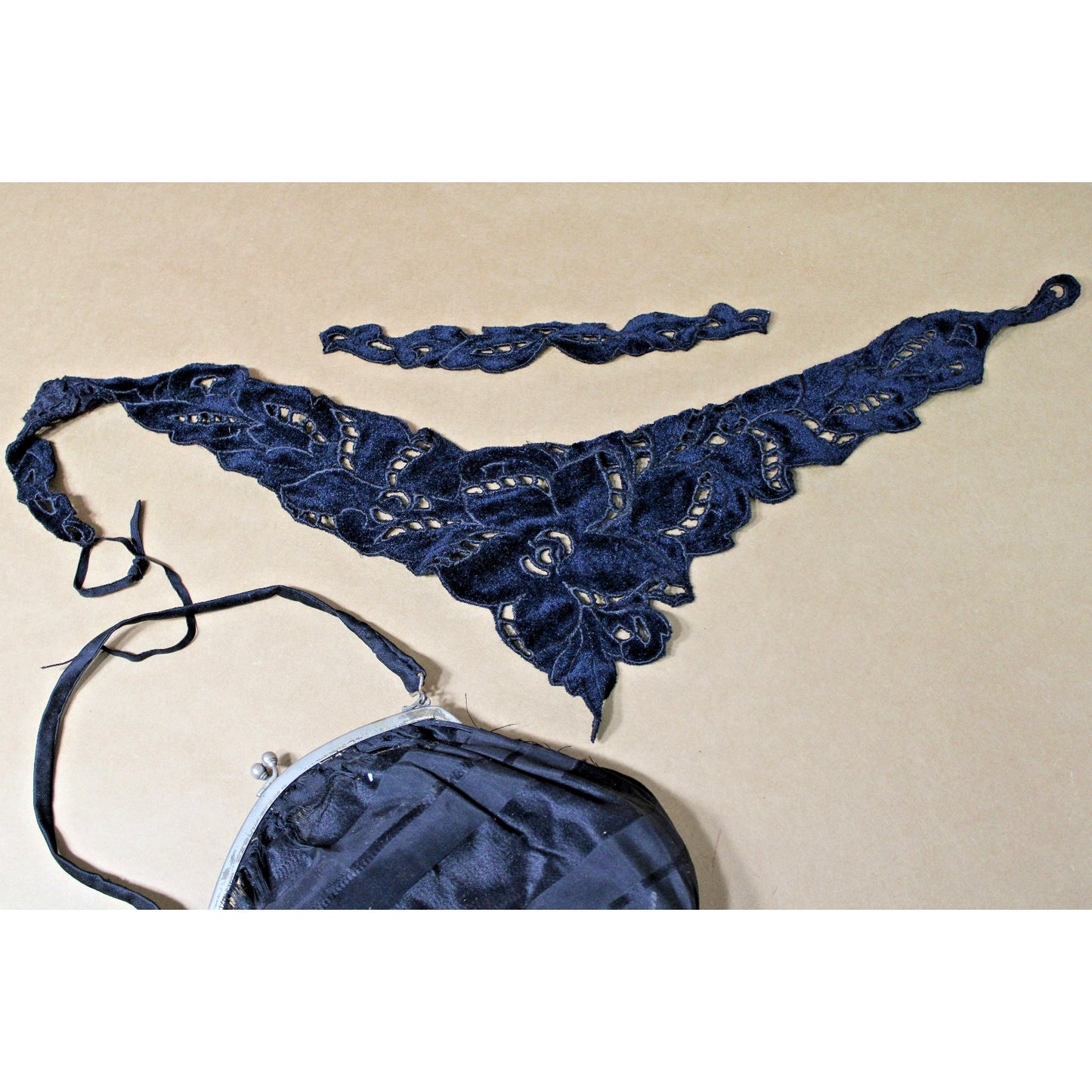 Victorian Silk Reticule Bag w/ Lace Collar & Beaded Gloves, Mourning, Formal