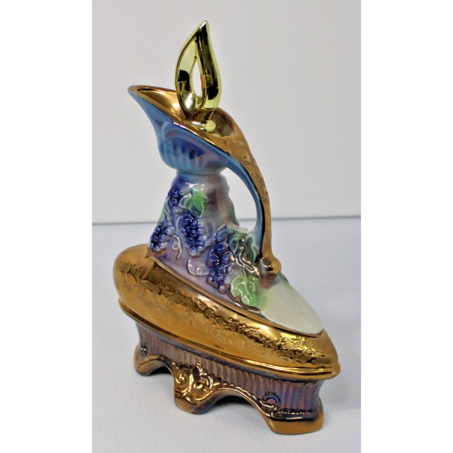 Vintage 1977 Jim Beam Whiskey Decanter, Weeping Gold Grape Cluster, Empty