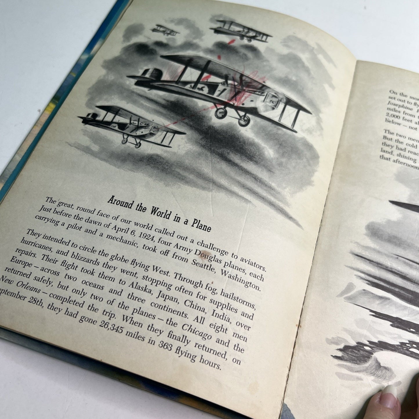 A Child's Book of Planes Tom Sinnickson 1951 Illustrated Children's DAMAGED