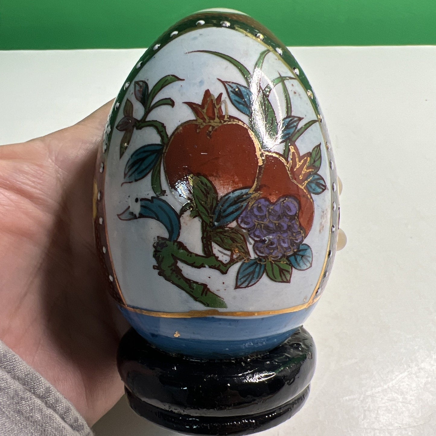 Vtg Satsuma Hand Painted Asian Oriental Chinese Ceramic Egg Fruit Floral