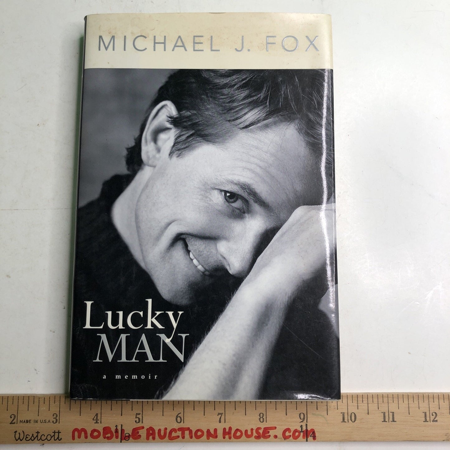Lucky Man A Memoir by Michael J. Fox, Hardcover Dust Jacket 2002 Illustrated