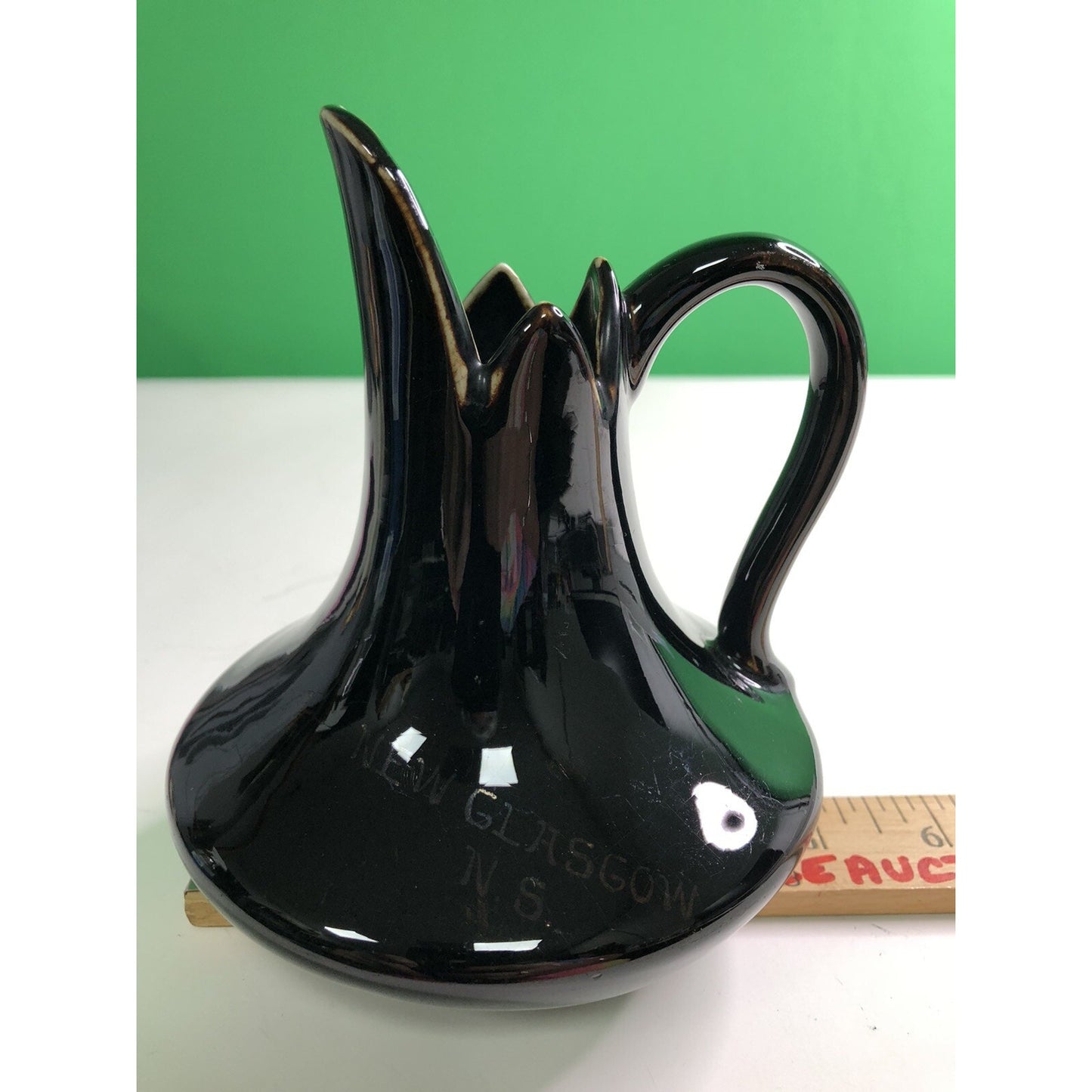 Vintage HAMPSHIRE POTTERY PITCHER New Glasgow Nova Scotia Canada