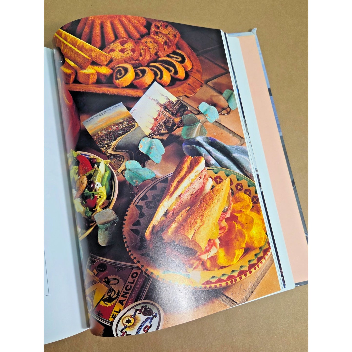 Vintage 1992 Tampa Treasures Cookbook - Junior League of Tampa First Printing