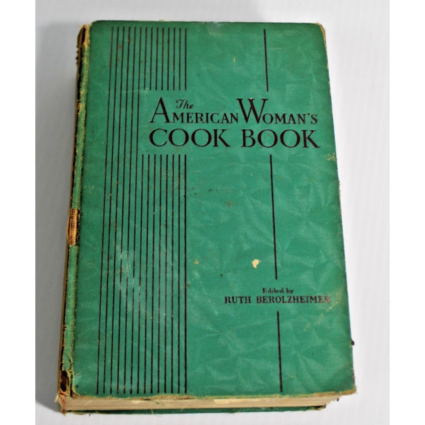 Vintage 1939 The American Woman's Cook Book Hardcover Thumb Indexed