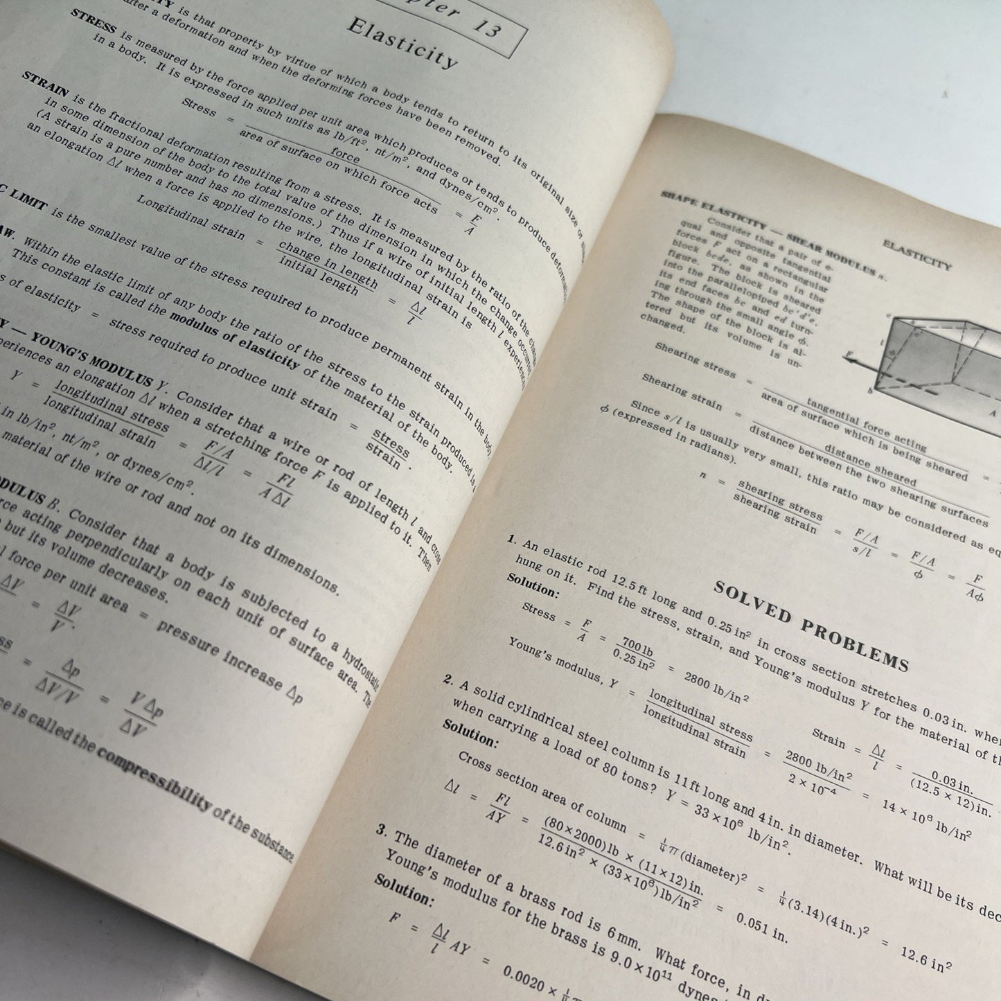 Schaum's Outline Series Theory and Problems of College Physics Sixth Edition PB