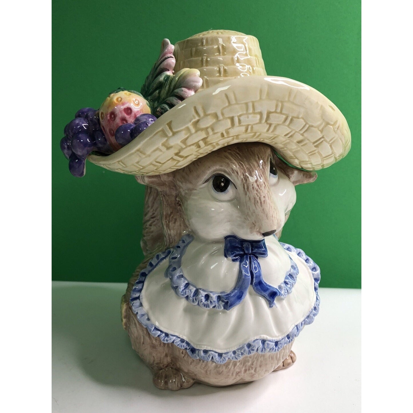 "Miss Squirrel" 1991 FITZ & FLOYD Biscuit Candy Or Small Cookie Jar 8" Tall Mint