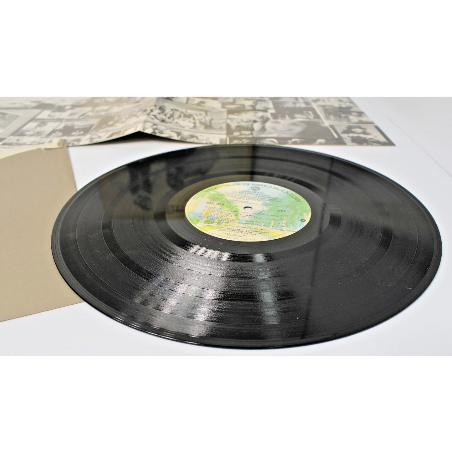 Fleetwood Mac- Rumours, 1977 Vintage Original Pressing w/ Lyric/ Photo Sheet- EX