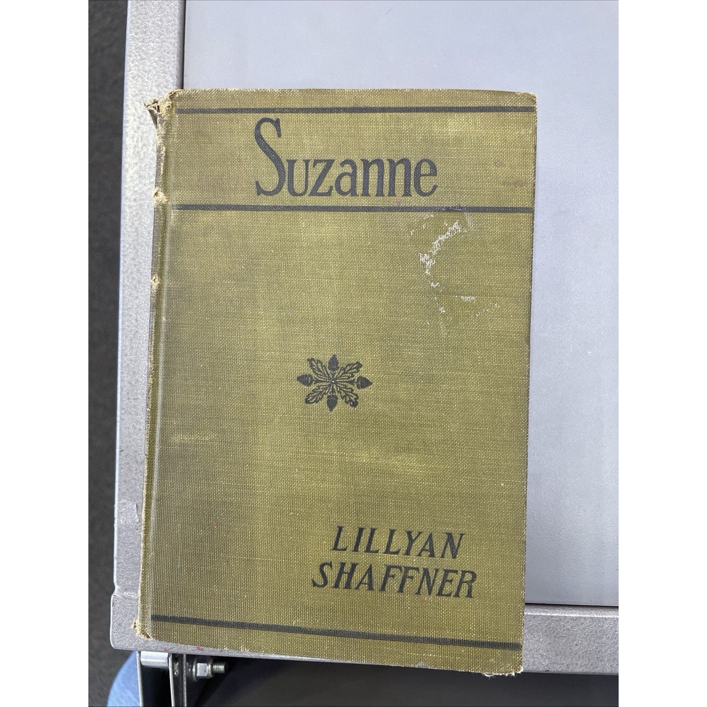 Suzanne by Lillyan Shaffner Copyright 1906 W/ Illustrations Hardcover