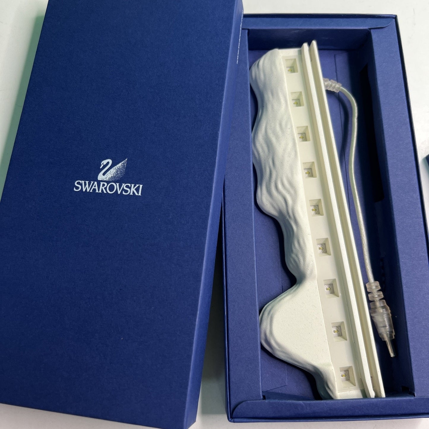 Swarovski Crystal: 689662 Illuminated LED Display Stand NIB Wonders Of The Sea