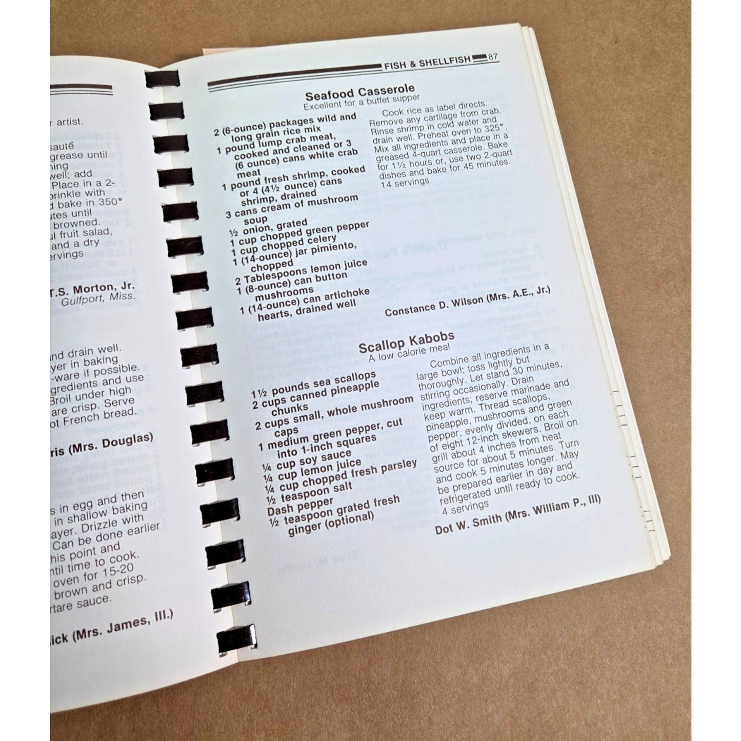 Vintage 1986 Puttin' on the Peachtree Cookbook Junior League DeKalb GA