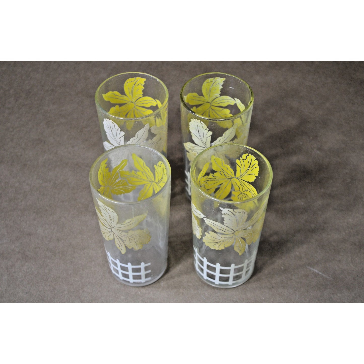 Vintage WWII-era Drinking Glasses, Yellow White Daffodils, Set of 4, 5"H