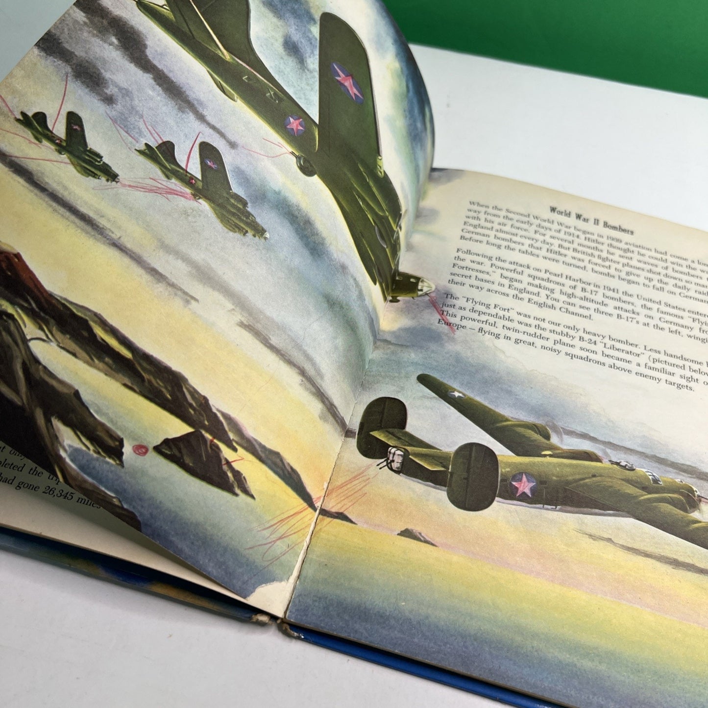 A Child's Book of Planes Tom Sinnickson 1951 Illustrated Children's DAMAGED