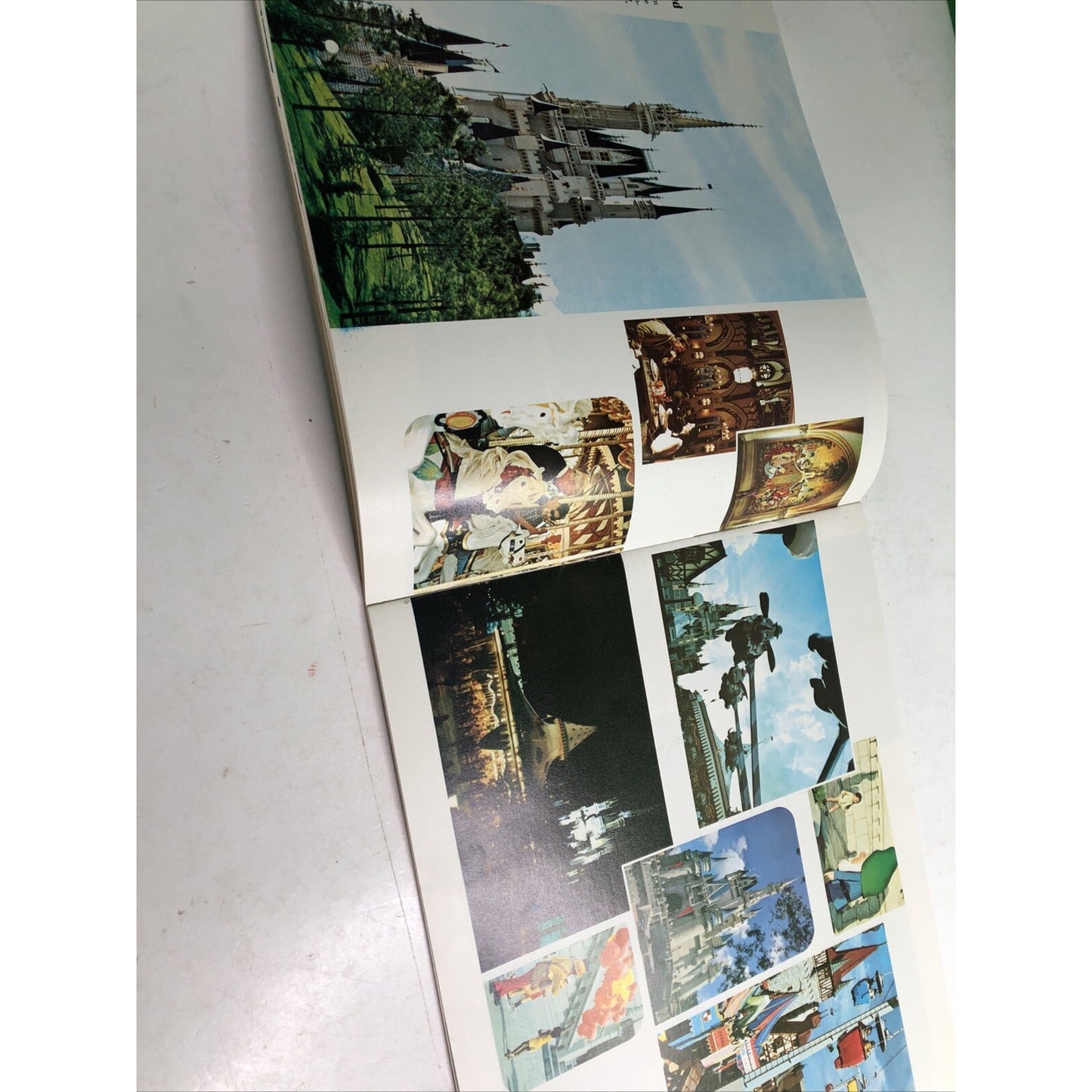 Walt Disney A Pictorial Souvenir Walt Disney World Book Booklet 1970s