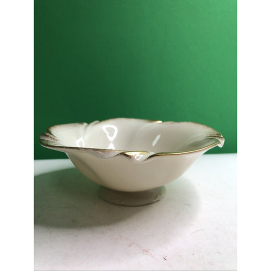 LENOX Dorset Collection Dessert Nut Bowl Candy Dish w/24K Gold Trim Swirl Edge