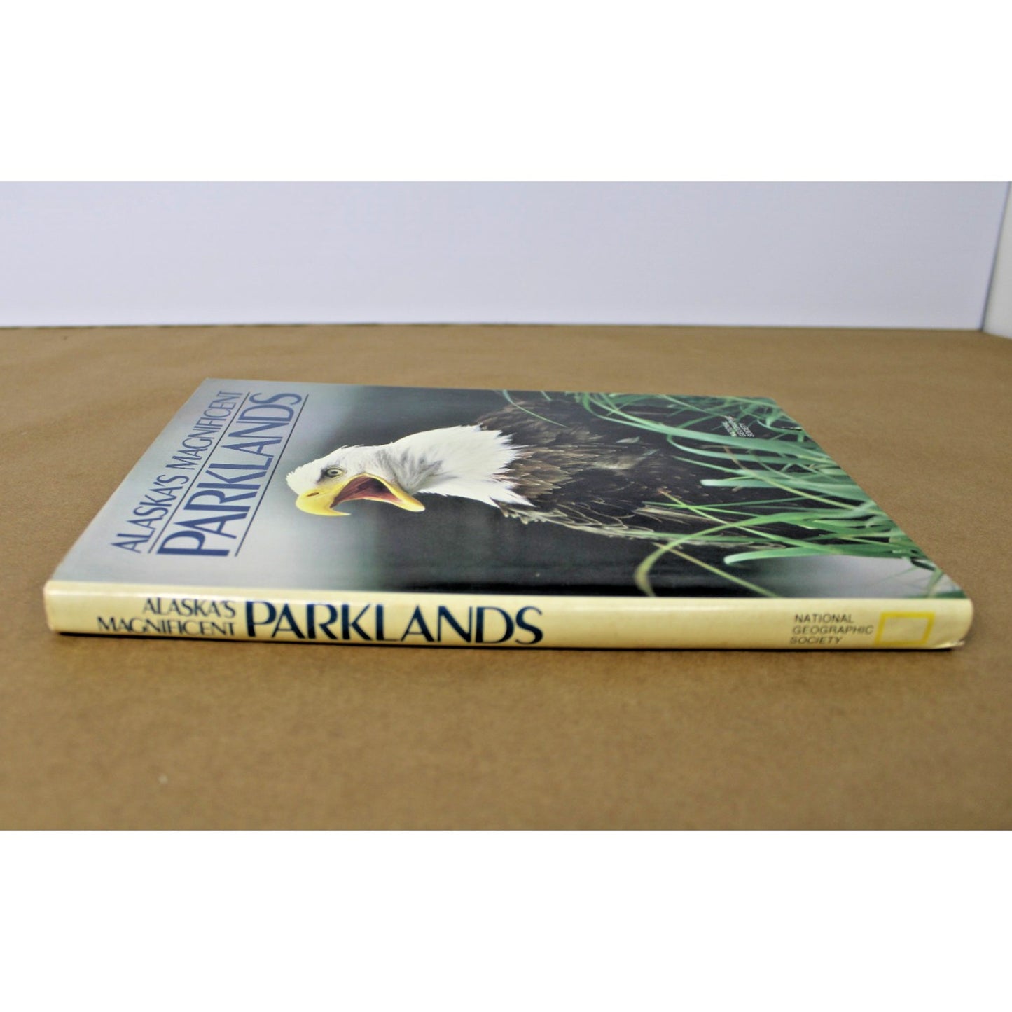 Alaska's Magnificent Parklands (National Geographic), 1984 Hardcover w/ DJ