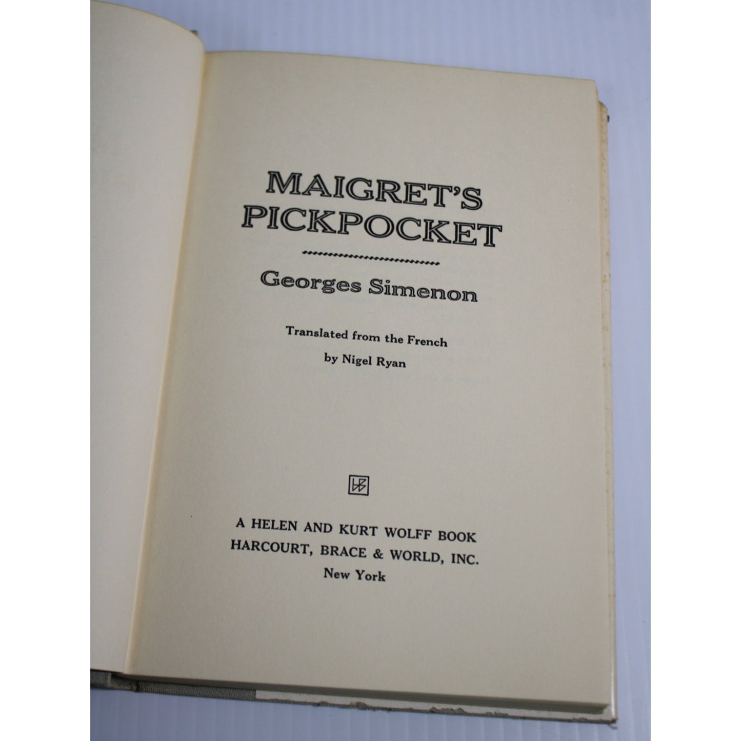 Maigret's Pickpocket by Georges Simenon HC DJ 1st First Edition Very Good 1968