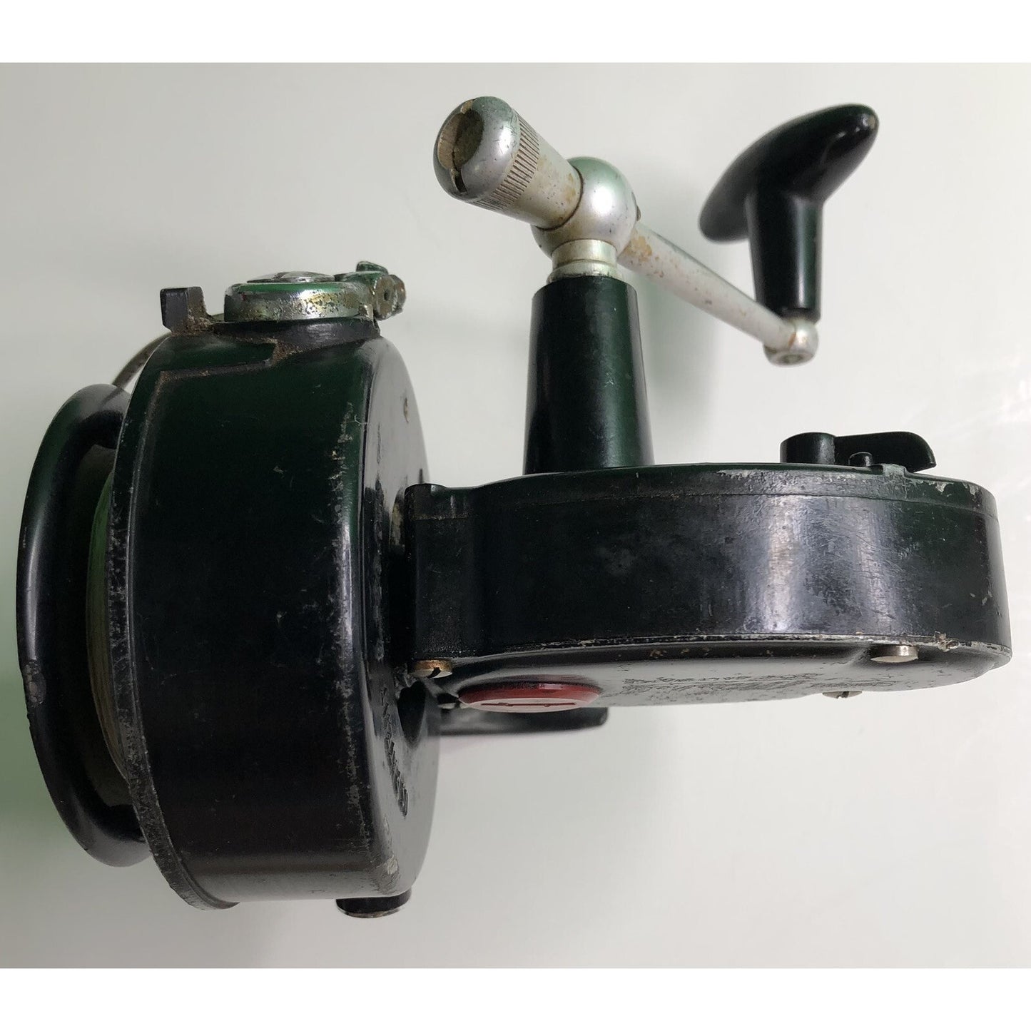 Vintage GARCIA MITCHELL 302 SALT WATER REEL Fishing Tackle Casting Lure
