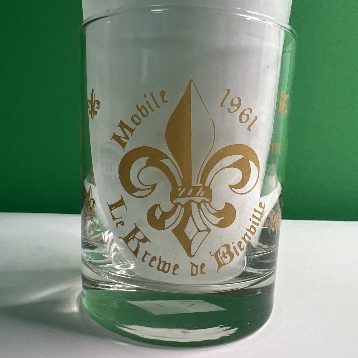 1961 - 2002 Le Krewe de Bienville Mobile Alabama Mardi Gras Rocks Glass