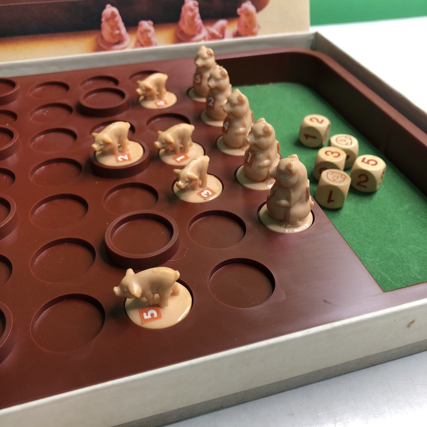 Vintage 1981 Selchow & Righter Hog Tied Board Game 100% Complete Pigs Farm