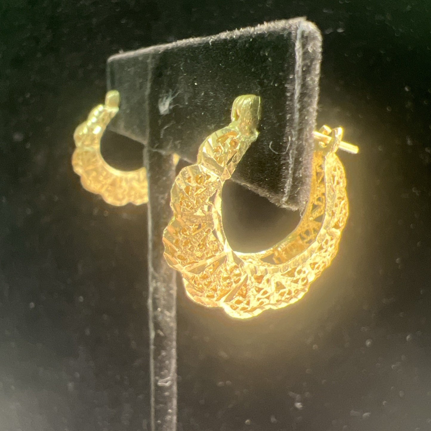 14K Gold Hoop Etched Pierced Lace Earrings - French Lock Hinged Closure