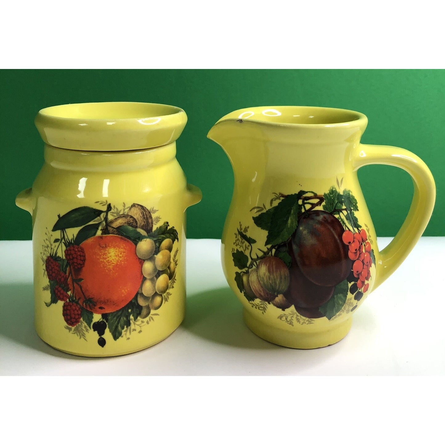 MCM HYALYN USA POTTERY Pair SUGAR With LID #907 & CREAMER #906 Fruits & Berries