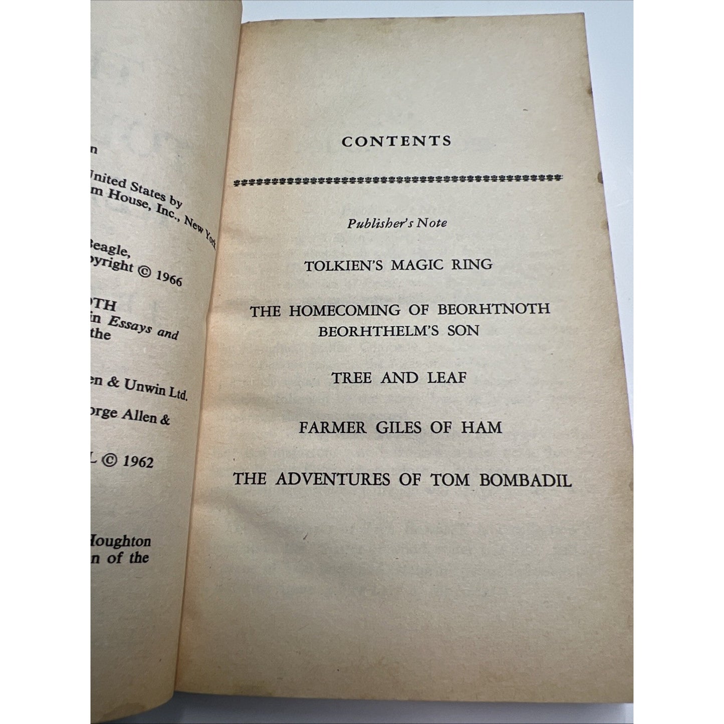 PB The Tolkien Reader Stories Poems Commentary J. R. R. Tolkien Ballantine 1977