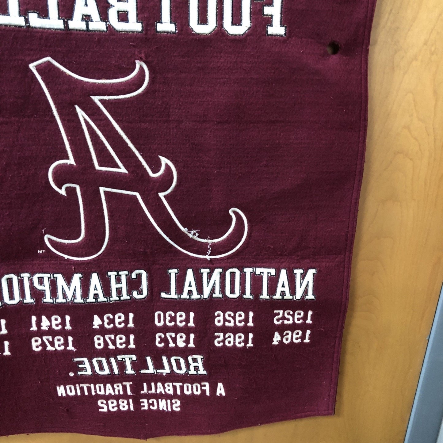 VINTAGE University Of Alabama Football National Champions Wool Banner 36”x23”