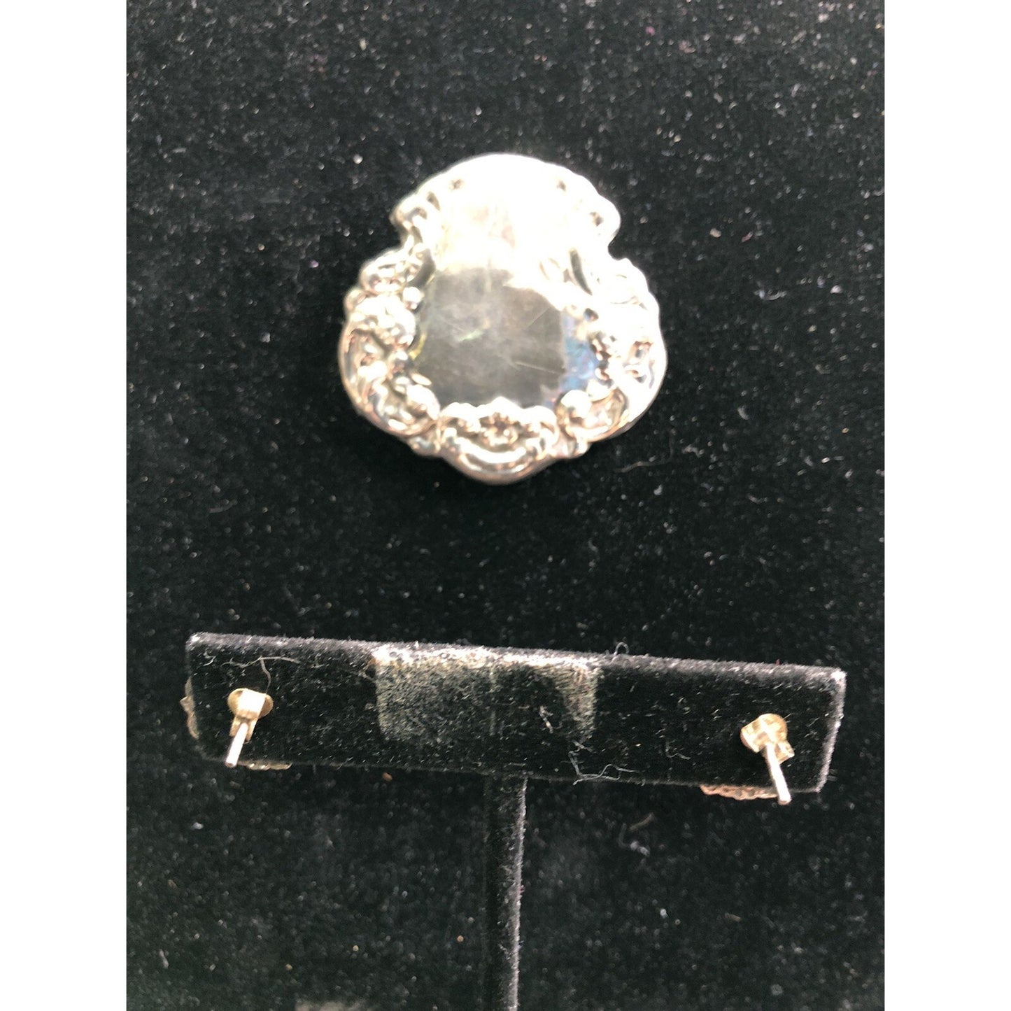 Vintage Sterling Silver 925 Repousse’ Shield Tag Pendant & Earrings Set Mexico