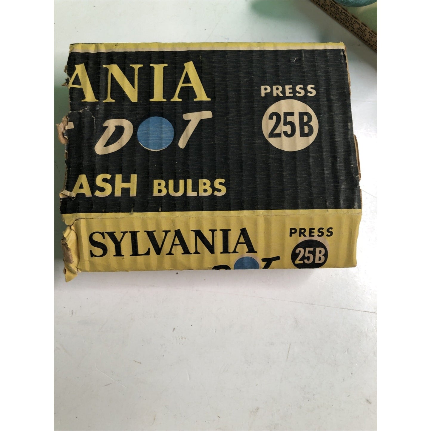 3 VINTAGE SYLVANIA BLUE DOT PRESS NO. 25B SUPERFLASH CAMERA FLASH BULBS Wabash