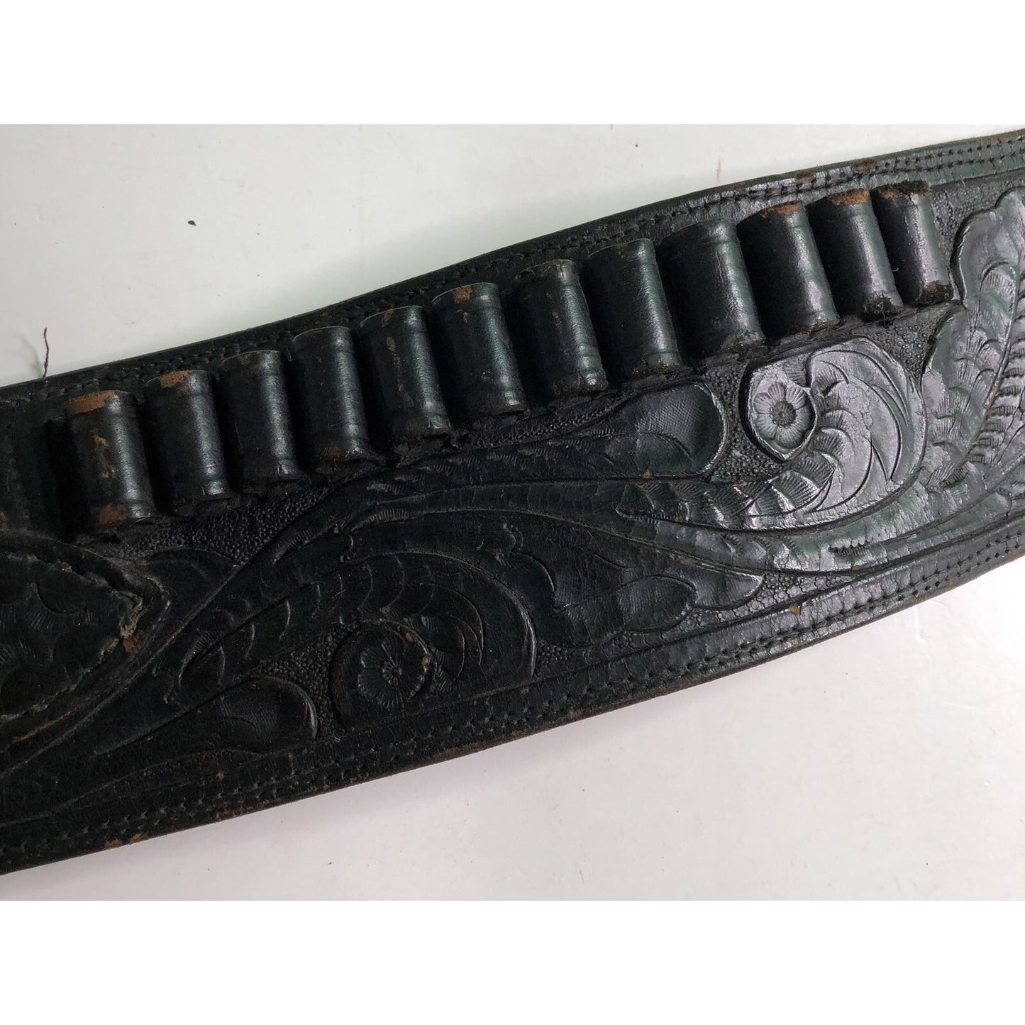 Vintage Western Tooled Leather GUN BELT & HOLSTER 12 Bullet Holders Pistol Draw
