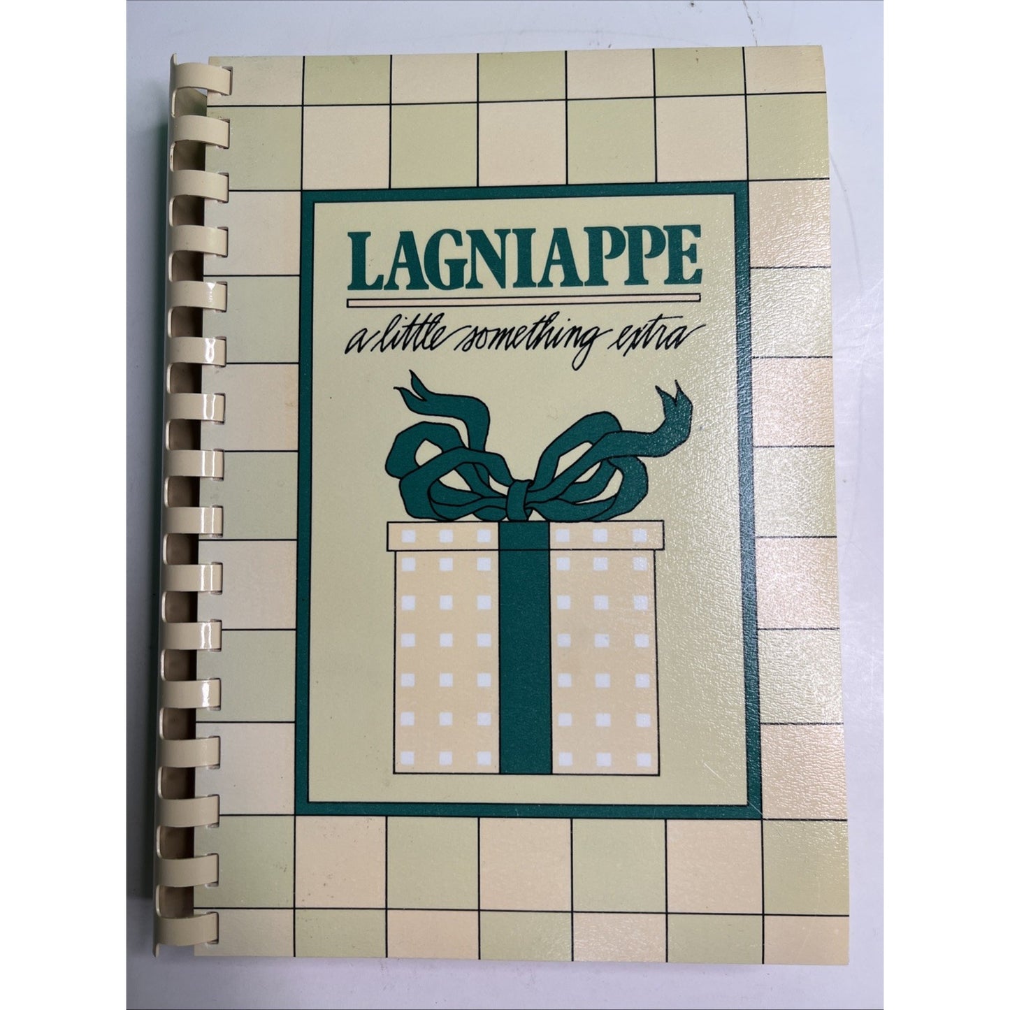 1982-83 Lagniappe A Little Something Extra Cookbook Junior League of Beaumont TX