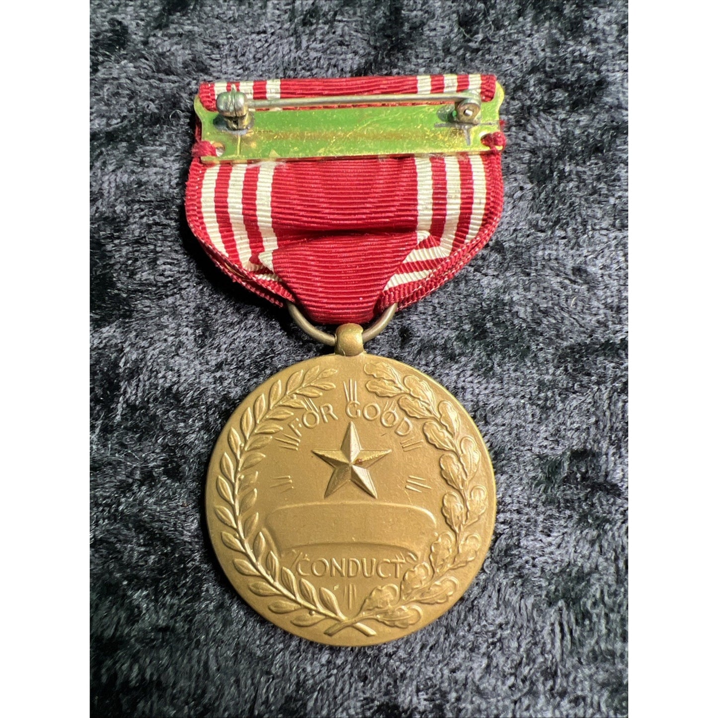 WW2 US ARMY GOOD CONDUCT MEDAL on RIBBON with PIN Efficiency Honor Fidelity