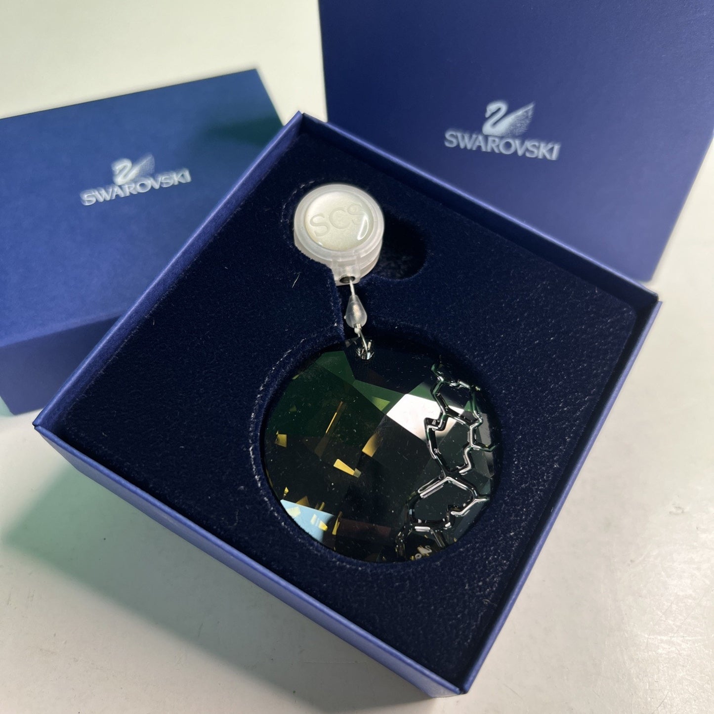 Swarovski Crystal Society 2010 Membership Gift Limited Edition Window Ornament