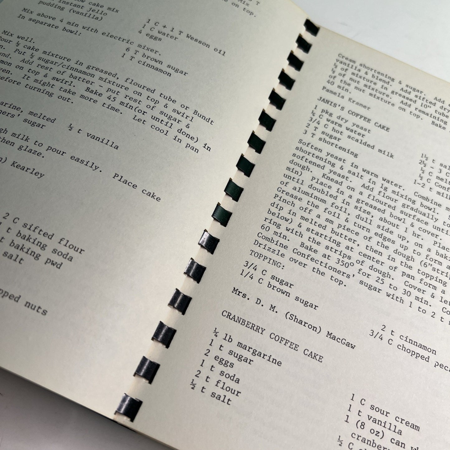 Officers' Wives Club Cookbook: A Collection of Recipes Ft. Rucker Alabama 1975