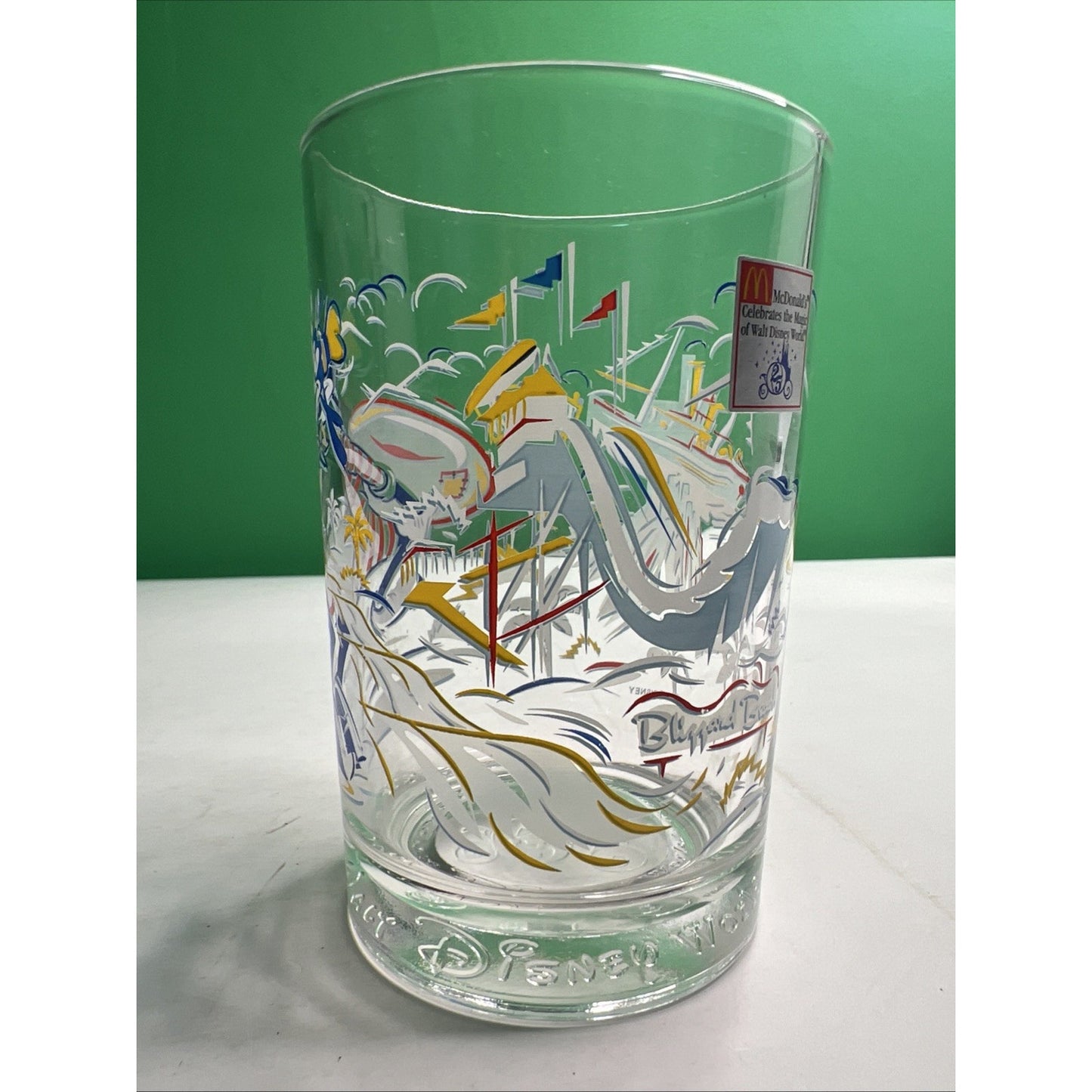 Walt Disney World 25th Anniversary McDonald's Tumbler Goofy Typhoon Lagoon