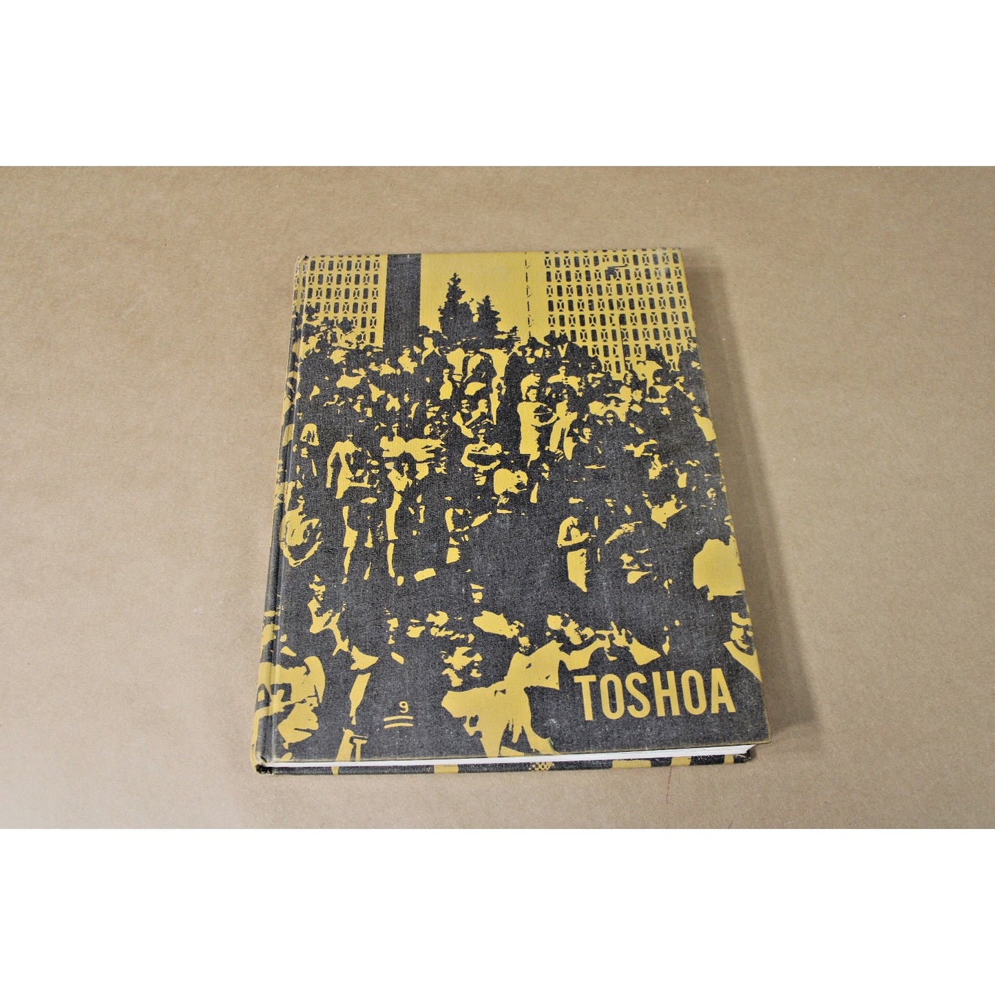1969 Davidson High School Mobile, Alabama Toshoa Yearbook