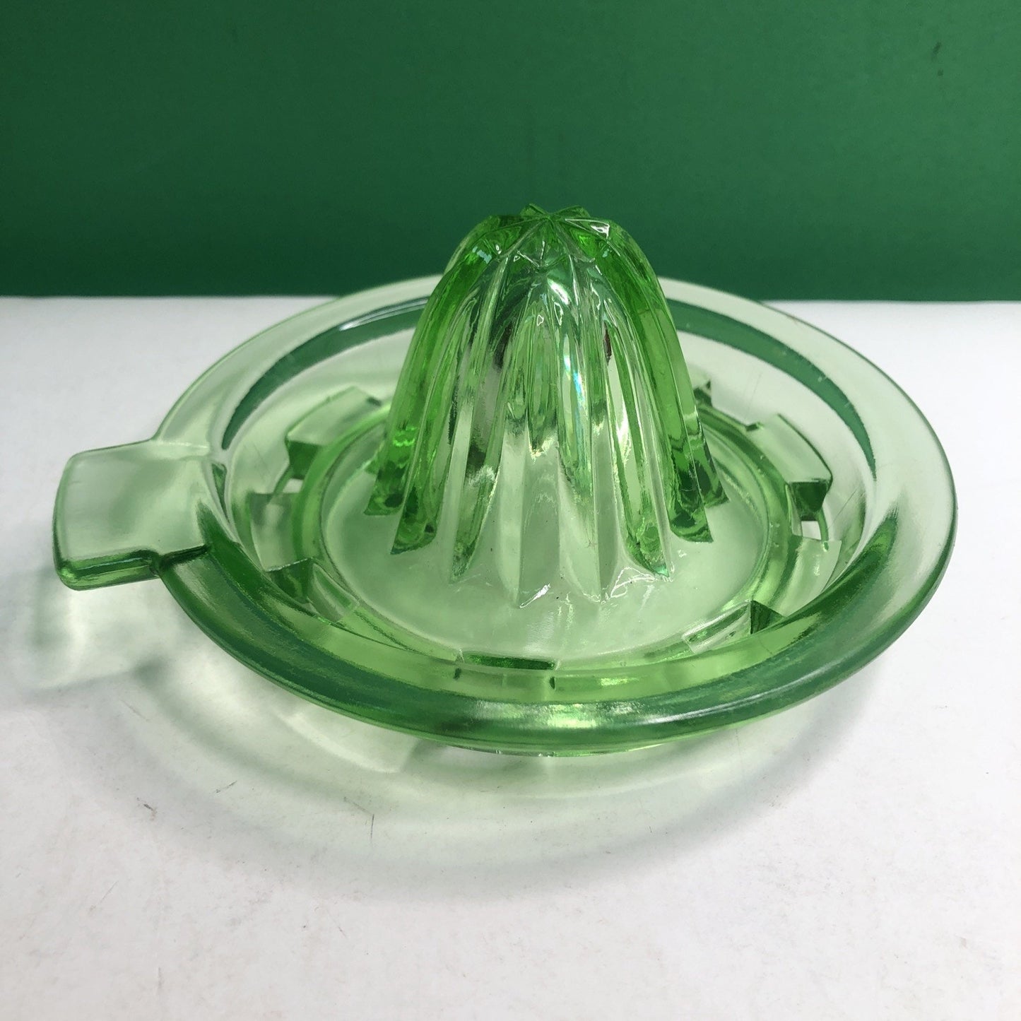 Vintage Green Uranium Glass Citrus Reamer Juice Extractor 5.75 INCH Glows UV