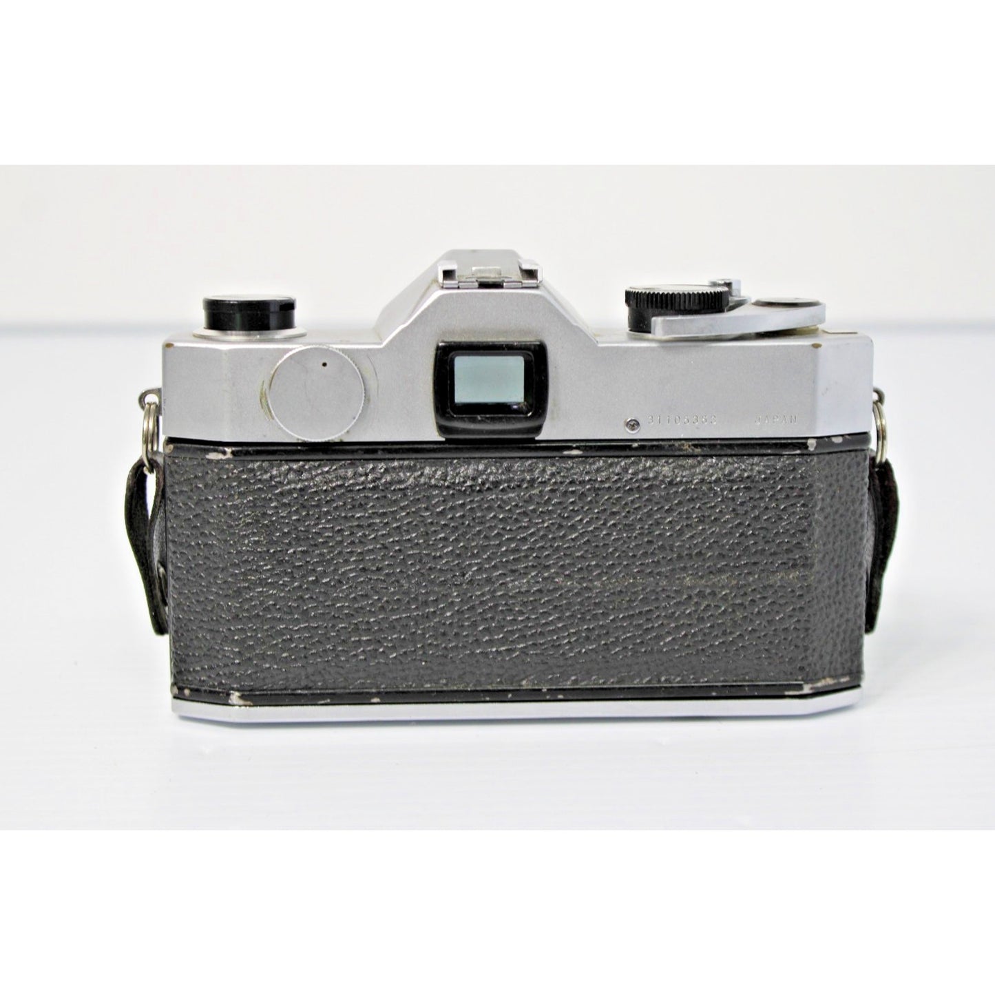 Vintage Yashica TL Electro 35mm SLR Film Camera with 50mm 1:1.9 Lens