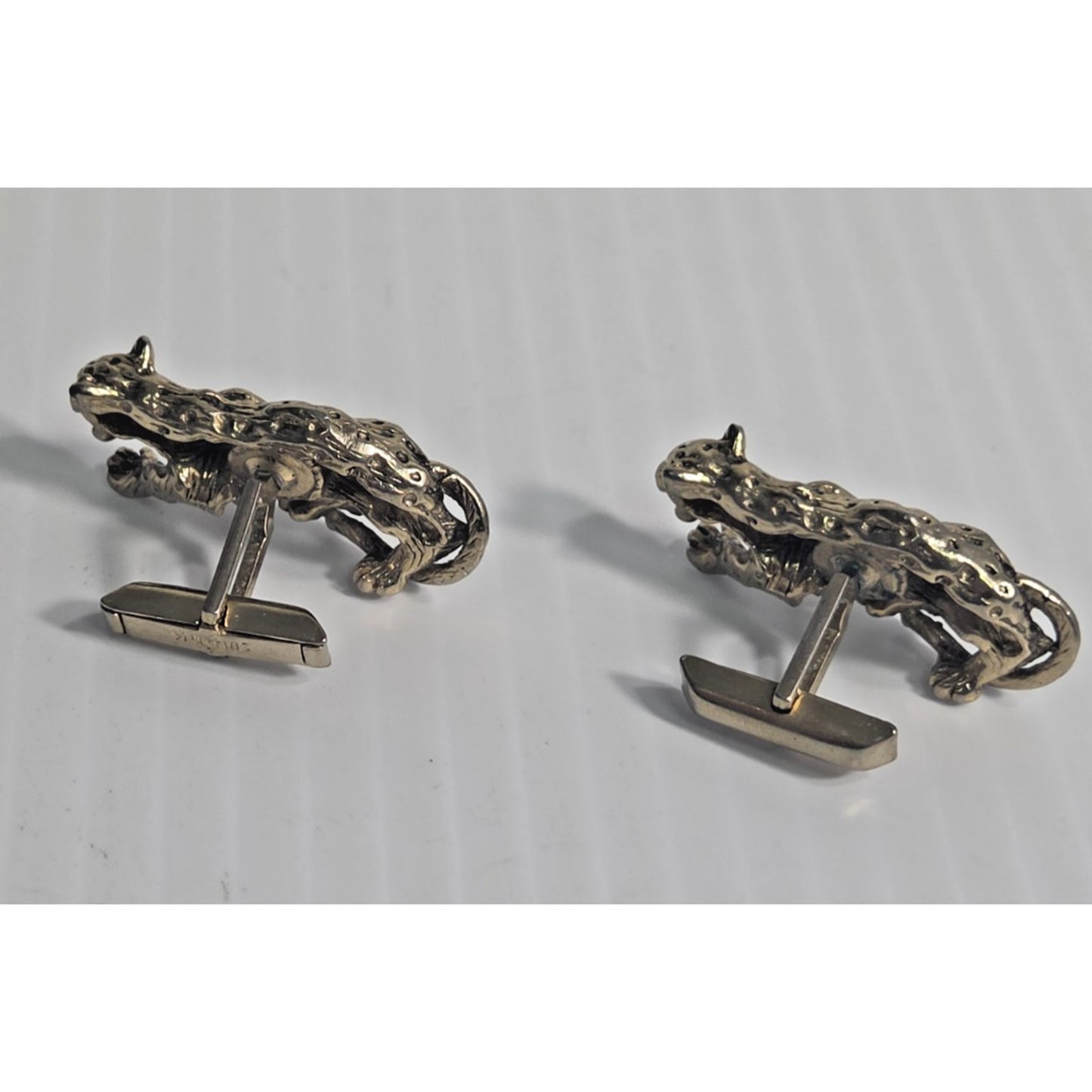 Vintage Signed SWANK Goldtone Leopard Cufflinks 1.5"W High-Relief Artisan Design