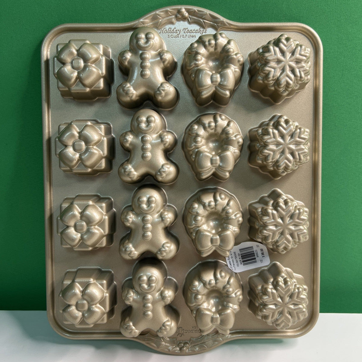 Nordic Ware Holiday Teacakes Pan Heavy Cast Aluminum Gold Williams Sonoma Xmas