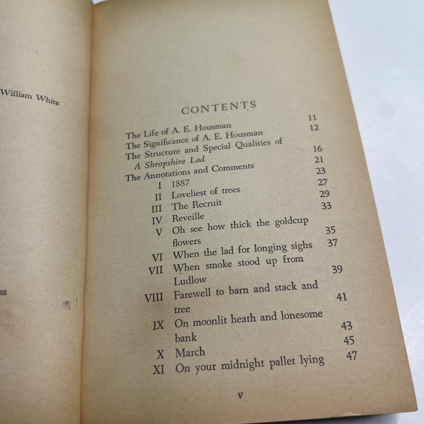A Shropshire Lad By A. E. Housman 1968 PB English Poetic Work