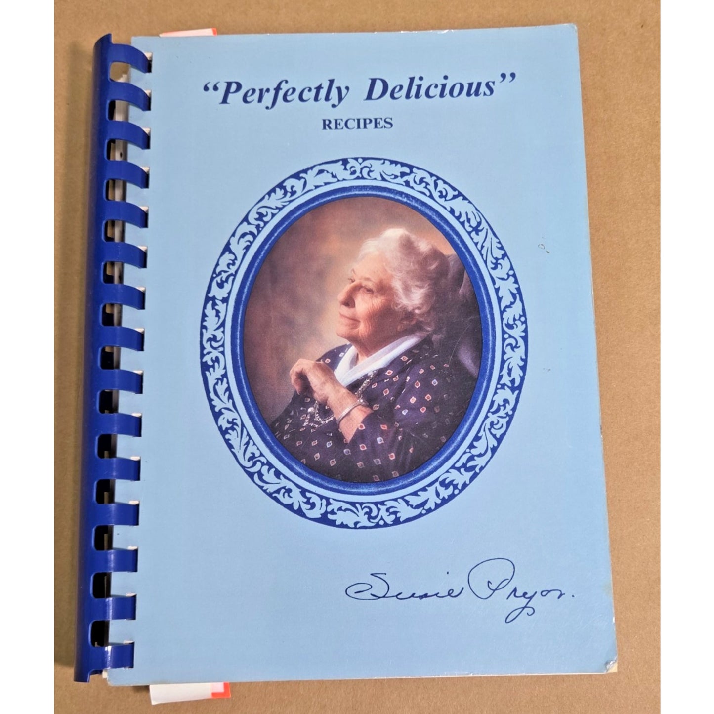 Vintage 1990 Susie Pryor "Perfectly Delicious" Recipes Arkansas History Cookbook