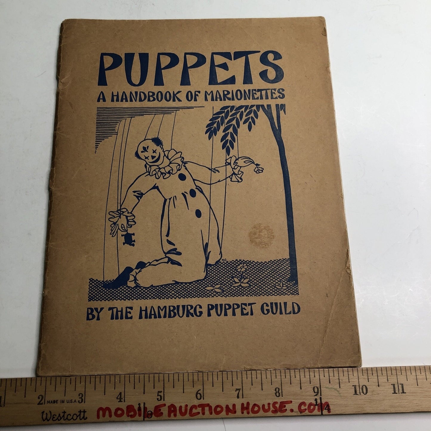 The Hamburg Puppet Guild Puppets A Handbook of Marionettes 1945